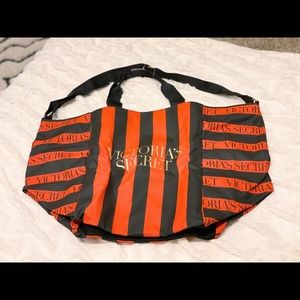 Victoria’s Secret Tote - NEW